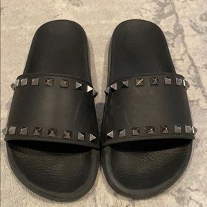 Valentino Rockstud Slides